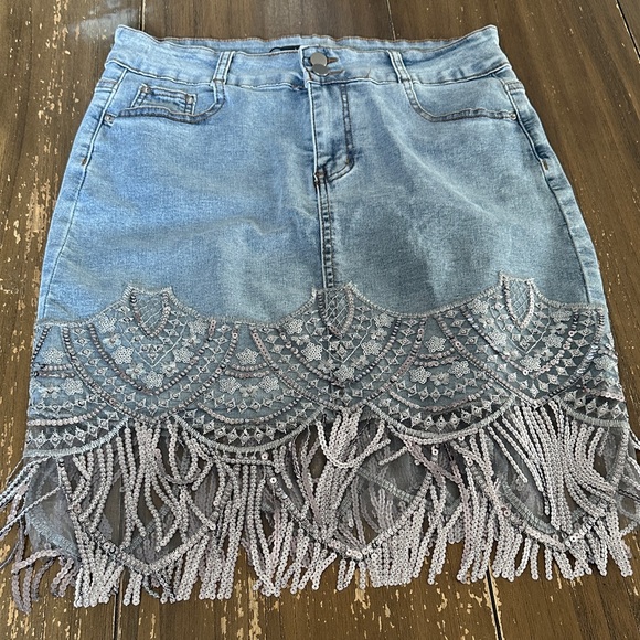 Micas Dresses & Skirts - New Micas Skirt X-Large